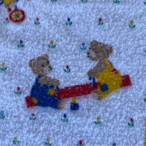 VTG Dundee 80s Teddy Bear Playground Flannel
Receiving Blanket Design Accents - Picture 5 of 14